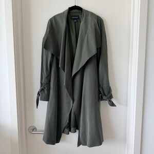 Club Monaco Women's Olive Green Trench Coat